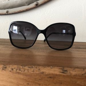 CHANEL sunglasses